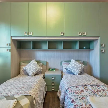 Πανσιόν Cozy & Βενετία