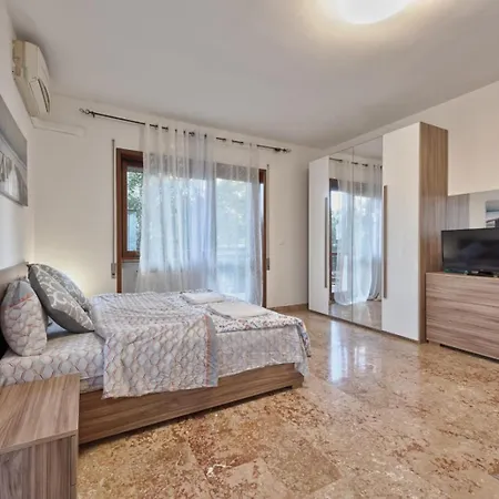 Cozy & Guest house